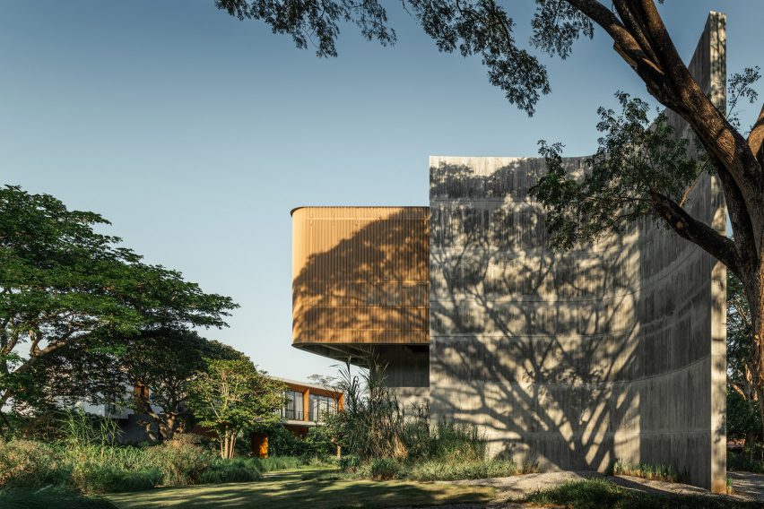 W House II by IDIN Architects