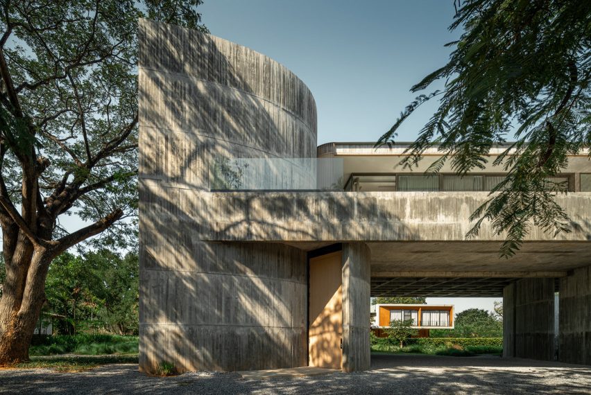 W House II by IDIN Architects
