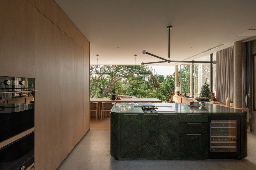 W House II by IDIN Architects