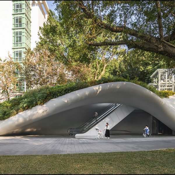 Reconstruction Project at the East Entrance of Shenzhen People's Park by Reform