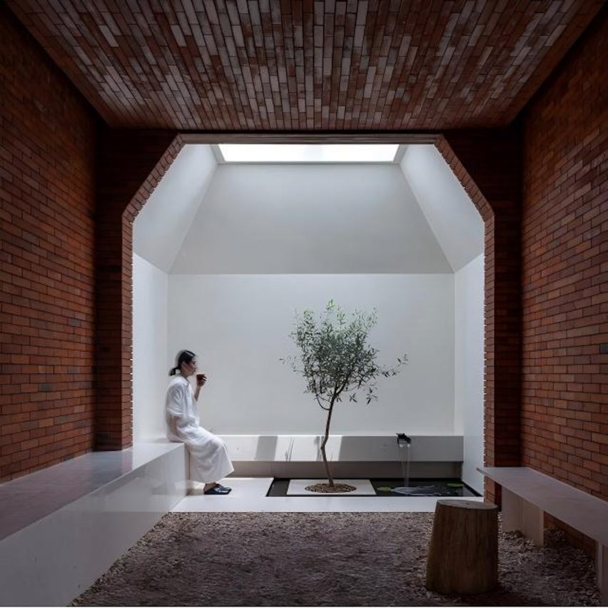 The New Zhenjiang Shanghai Xiao Long Bao Concept Store by FG Studio