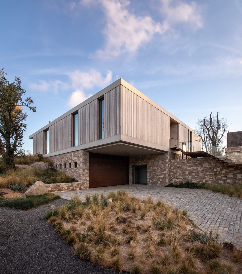 Barcelona House by Ström Architects
