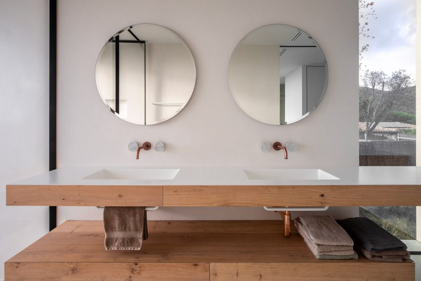 Barcelona House by Ström Architects
