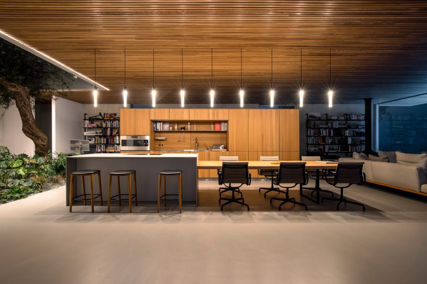 Barcelona House by Ström Architects