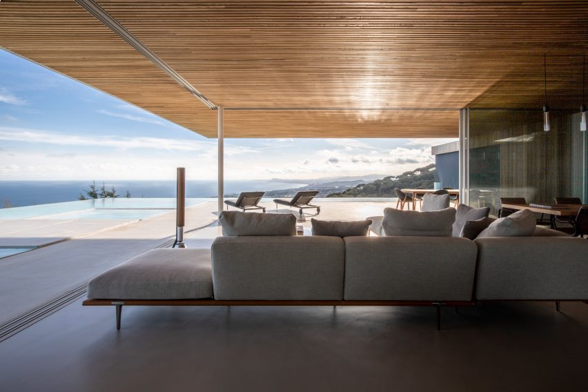 Barcelona House by Ström Architects