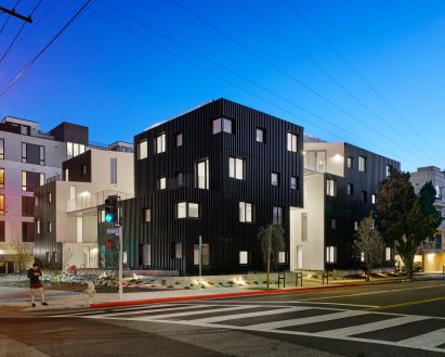 Charcoal-coloured aluminium panels