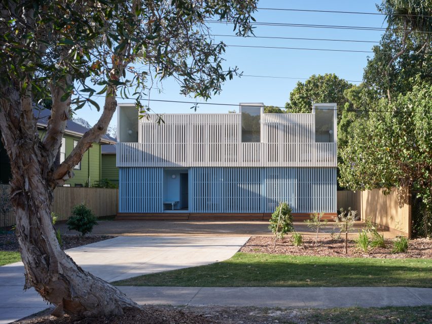 Blok Three Sisters by Vokes and Peters and Blok Modular