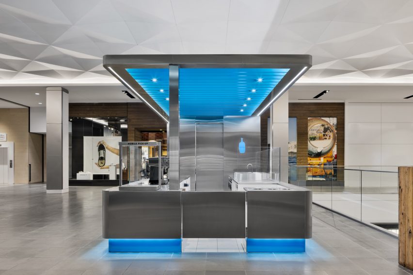 Coffee shop with blue details