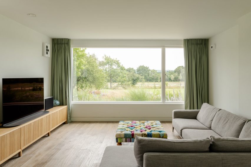 Living room in Bulls Barn house by Selencky Parsons
