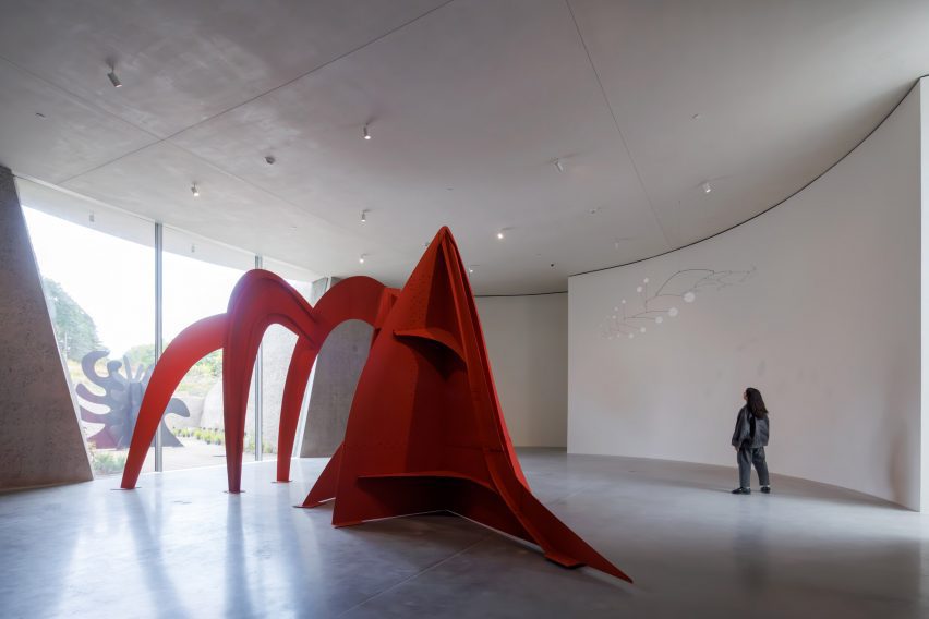 Calder Gardens interior
