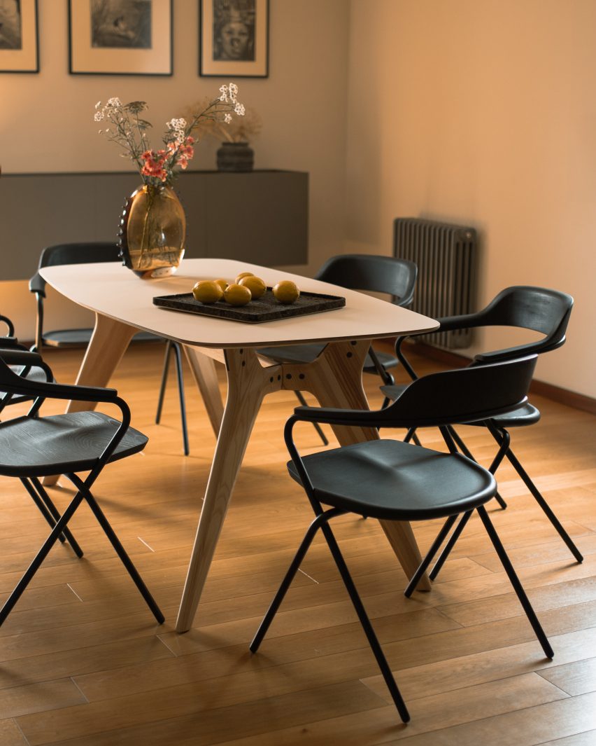 Code chair by Bonum