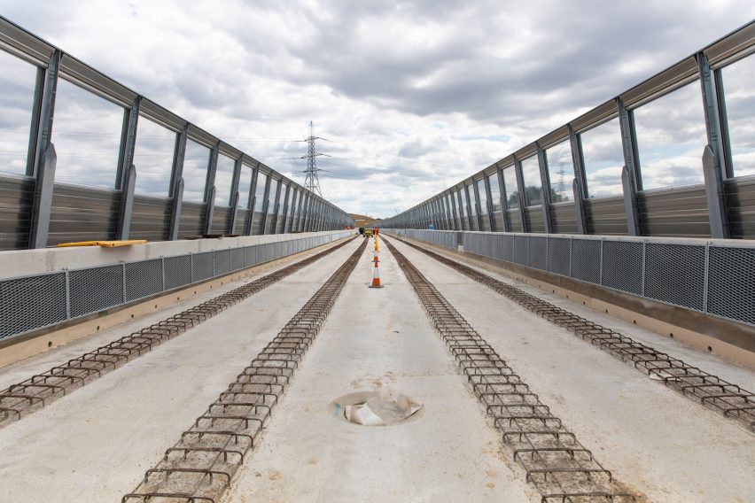 HS2's Colne Valley bridge