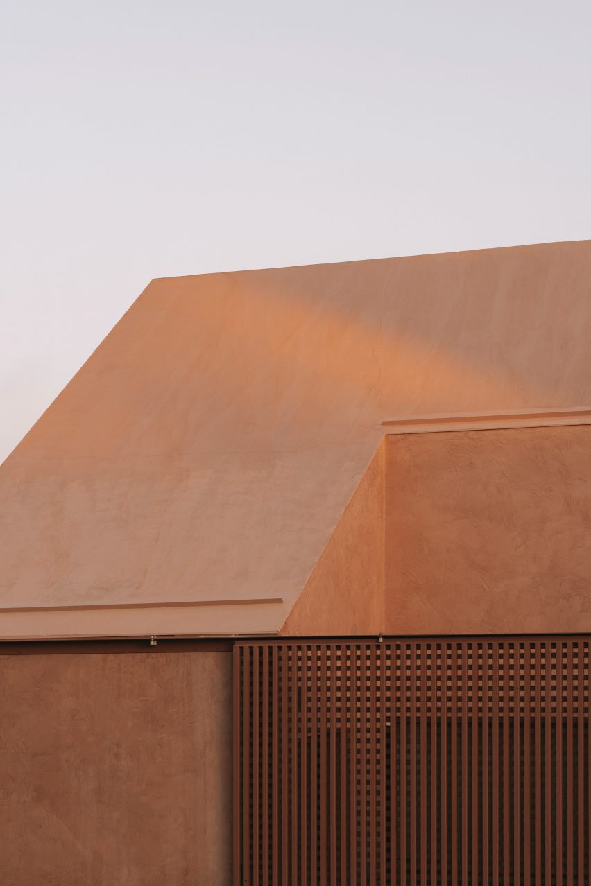 Casa Plaj by Extrastudio