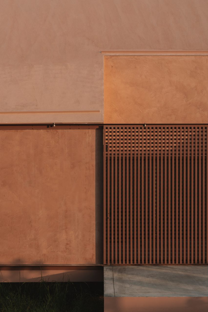 Casa Plaj by Extrastudio