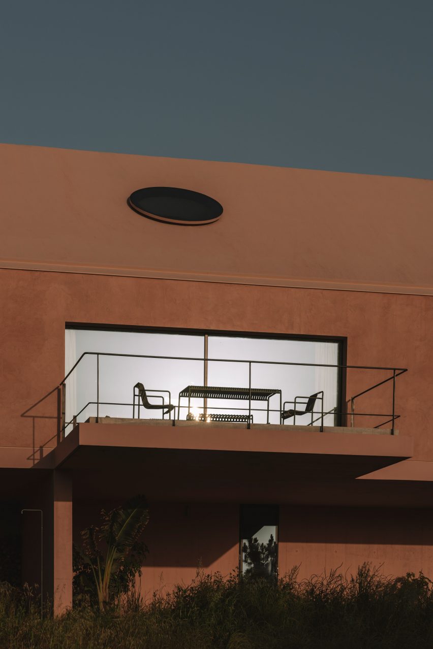 Casa Plaj by Extrastudio