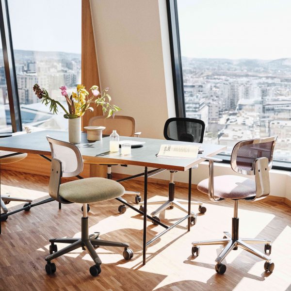 HÅG Tion mesh task chair by Flokk