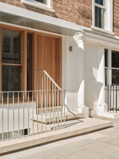Oak entrance to Notting Hill home