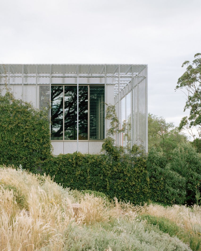 Exterior of Hedge and Arbour House by Studio Bright