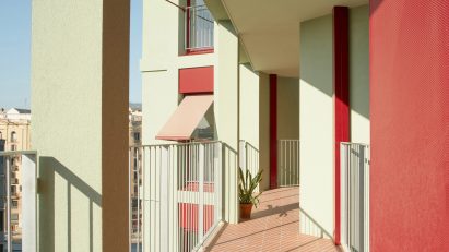 La Comunidad Habitacional in Barcelona by Cierto Estudio