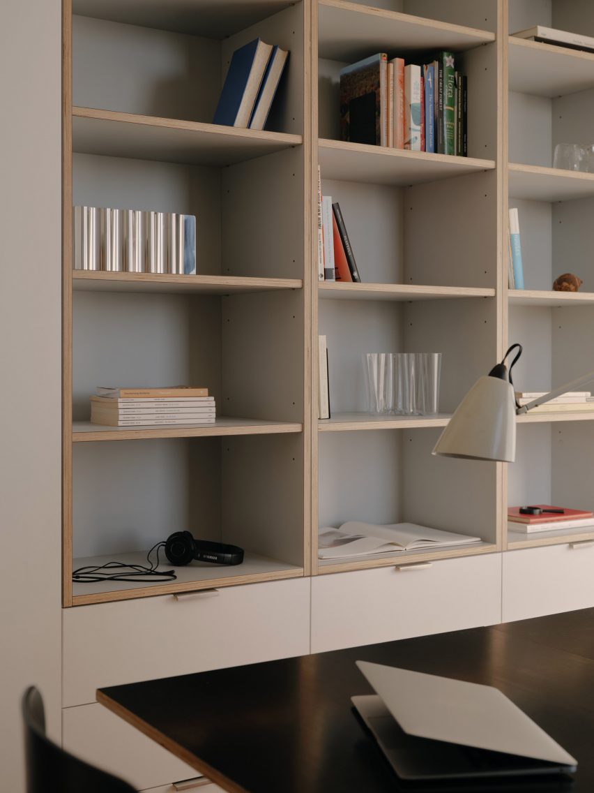 Melville compact house in Melbourne by Jos Tan
