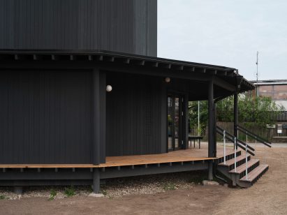 Exterior view of Tiny Church Tolvkanten in Copenhagen