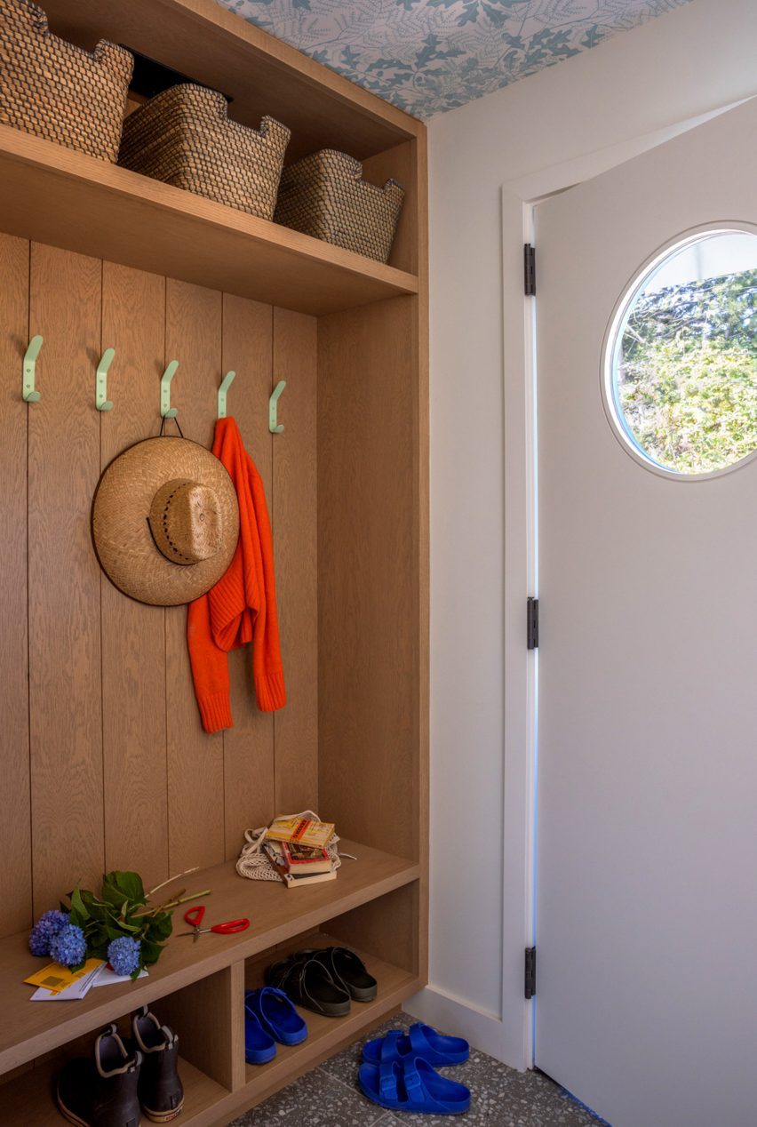 Hooks on walls