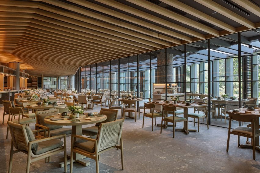 Mandai Rainforest Resort by Banyan Tree by WOW Architects