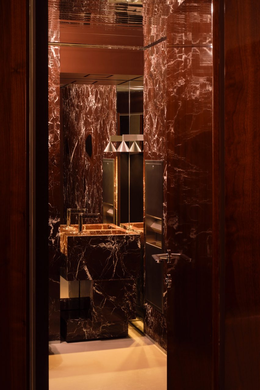 Bathroom with cherry marble fittings