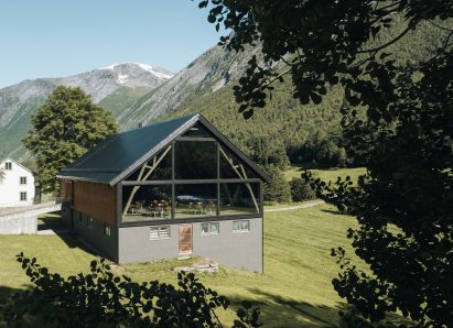 View towards facade of barn conversion by Office Inainn