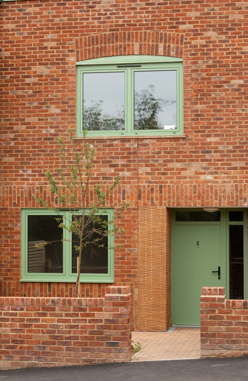 158 Purley Downs Road housing by Harp and Harp