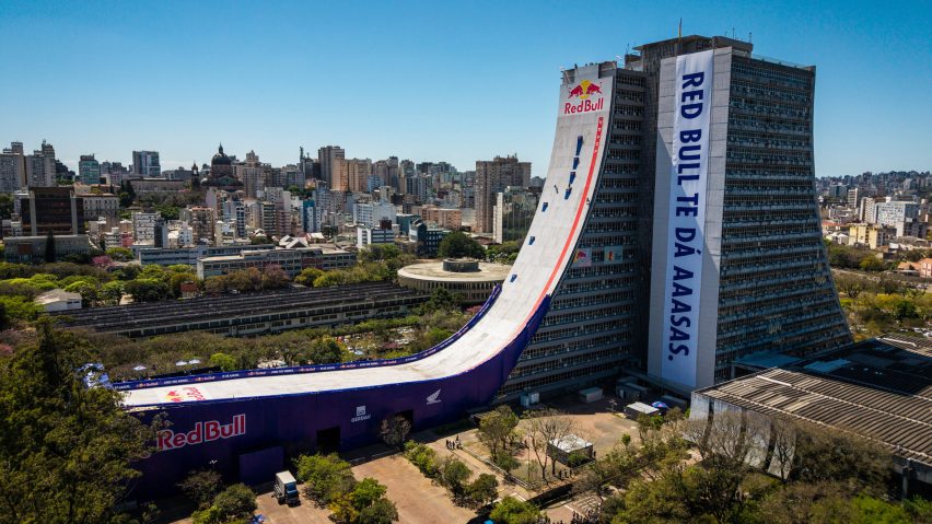 Redbull skate ramp