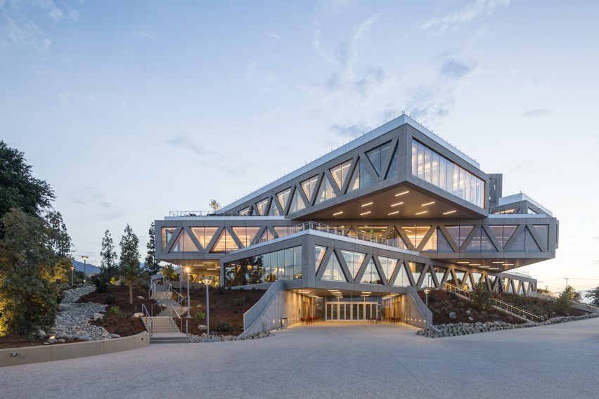 Building made of two volumes by BIG