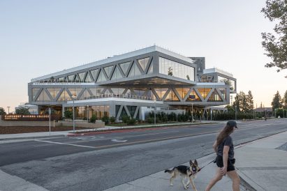 Building made of two volumes by BIG