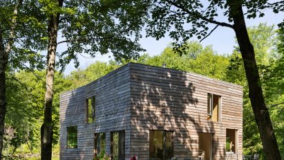 Exterior of CLT House in Hudson Valley by nArchitects