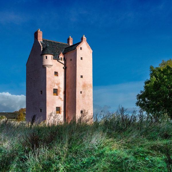 Fairburn Tower restoration in Scotland