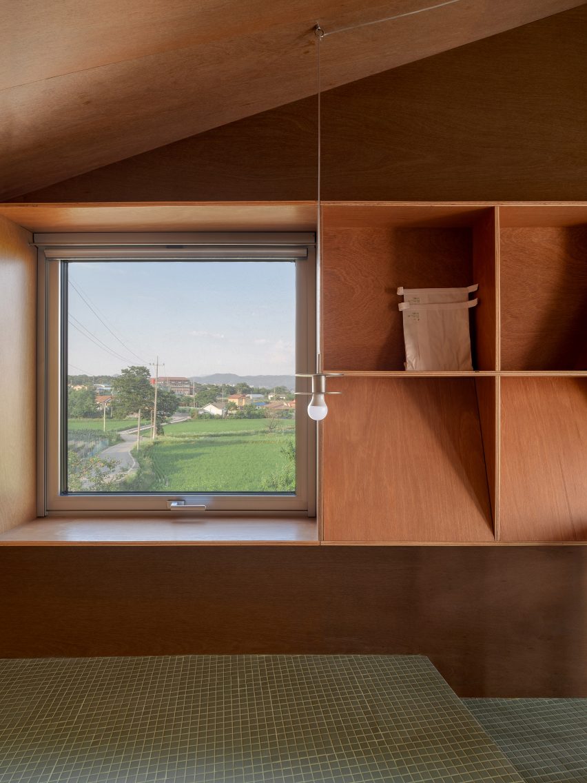 Pojeon House by Sukchulmok and BRBB Architects
