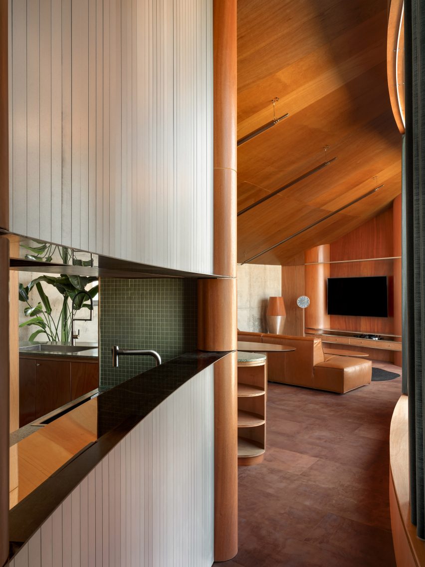 Pojeon House by Sukchulmok and BRBB Architects