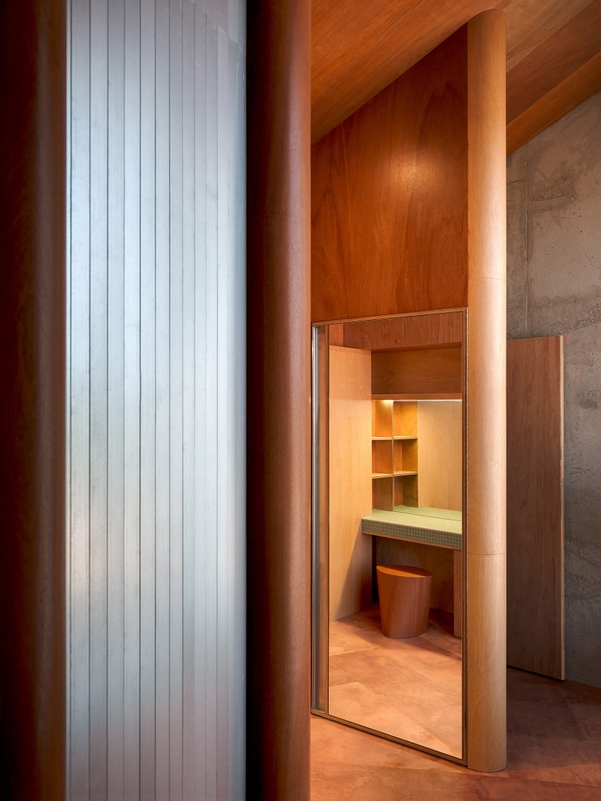 Pojeon House by Sukchulmok and BRBB Architects