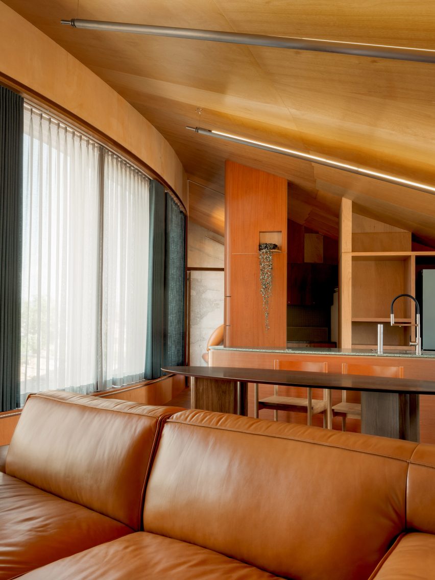 Pojeon House by Sukchulmok and BRBB Architects