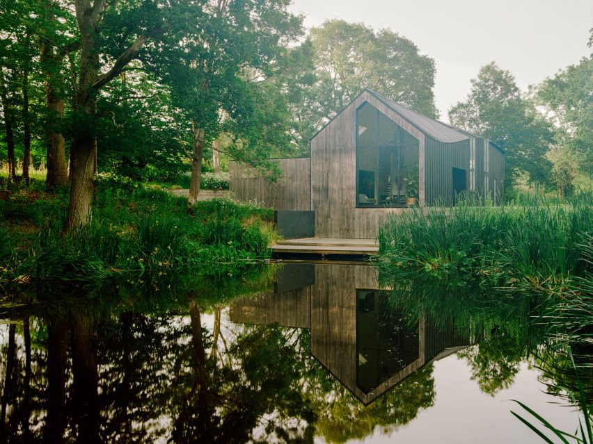 Twisted House by Andy Martin Architects