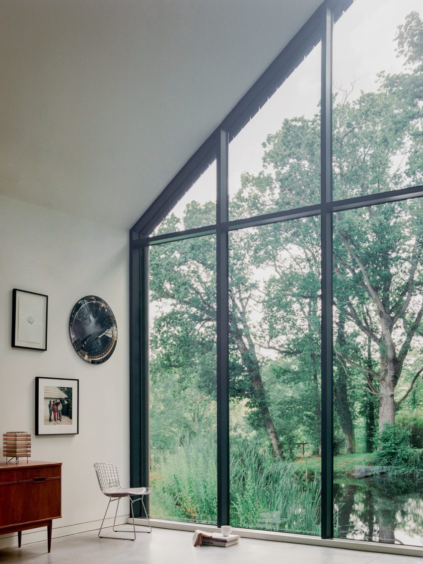 Twisted House by Andy Martin Architects