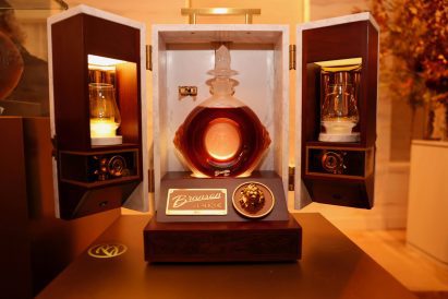 Marble case for 50 Cent cognac bottle