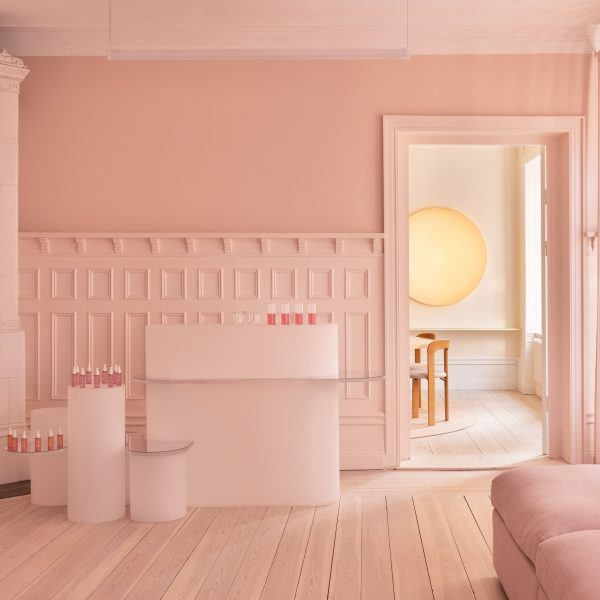 Photo of pink room by ASKA