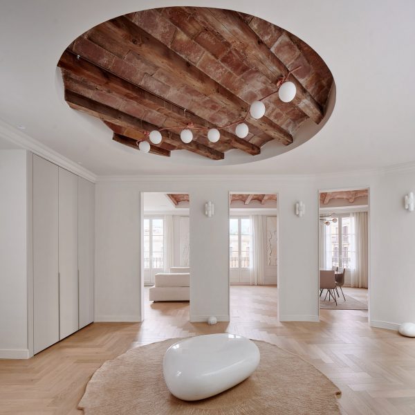 Barcelona flat with exposed brick