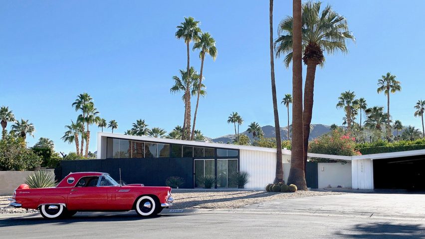 Photo of house and car in Palm Springs, USA
