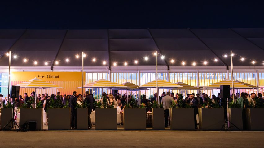 Photo of the Solaire Lounge by Veuve Clicquot