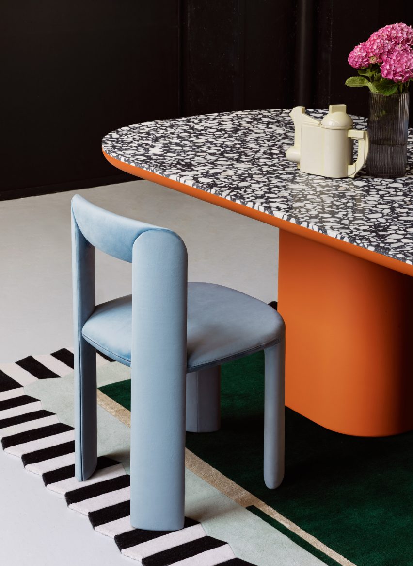 Amia chair by E-ggs for Miniforms