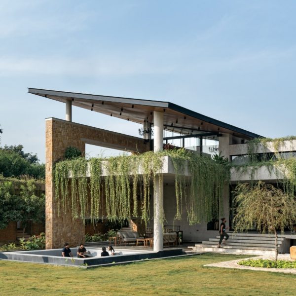 Antriya, a weekend home in Hyderabad by 23 Degrees Design Shift