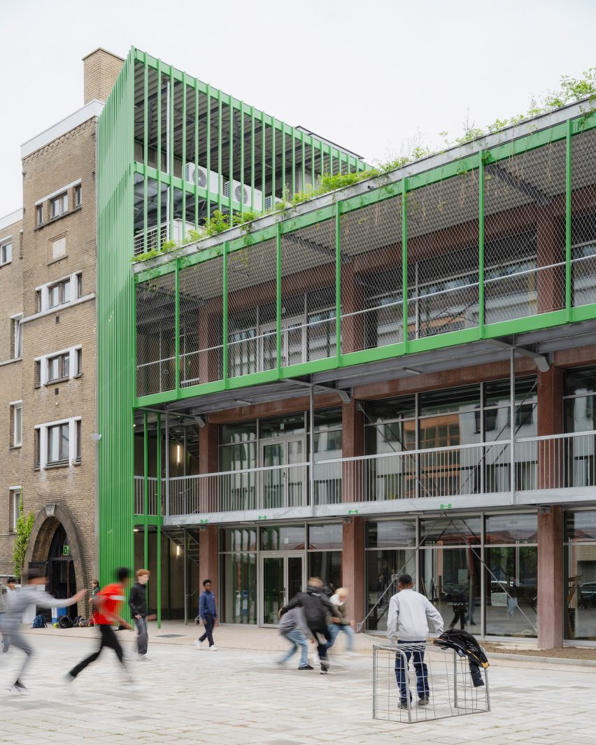 Atelier PPW by NWLND Rogiers Vandeputte and architect Kris Broidioi