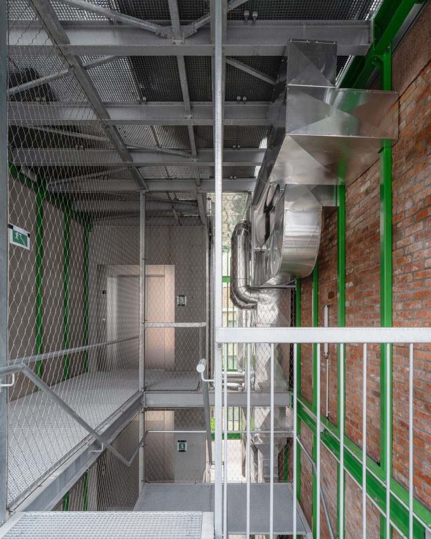 Atelier PPW by NWLND Rogiers Vandeputte and architect Kris Broidioi